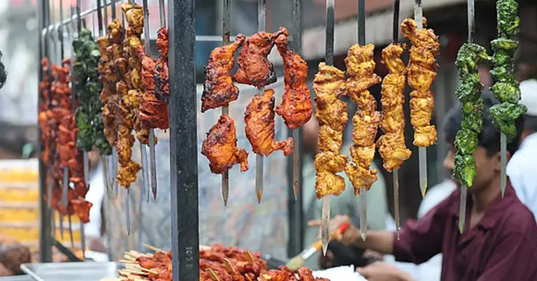 চকবাজারে ইফতারের বাজার